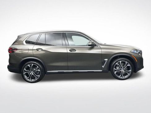 New 2026 BMW X5 sDrive40i RWD image 3