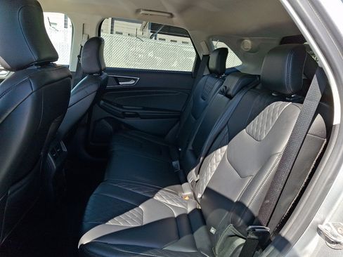 Used 2024 Ford Edge Titanium AWD/4WD image 20