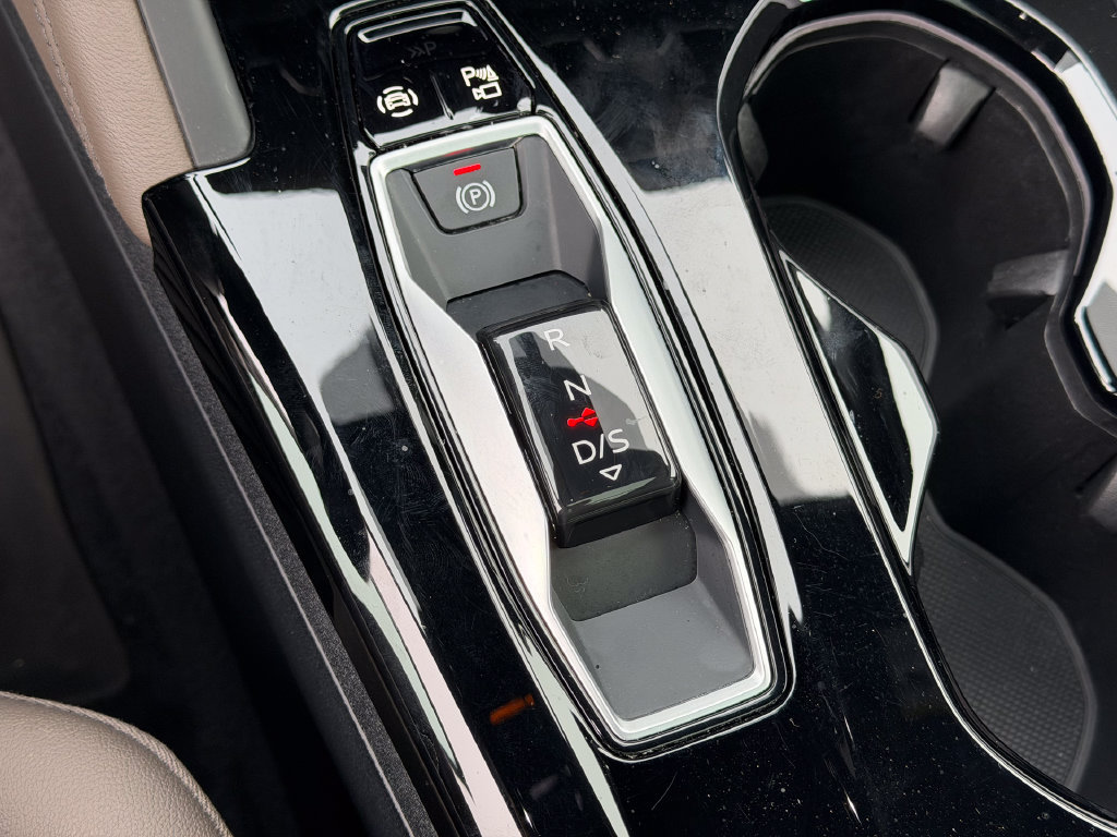 Certified 2025 Audi Q5 Premium w/ Convenience Package AWD/4WD image 38