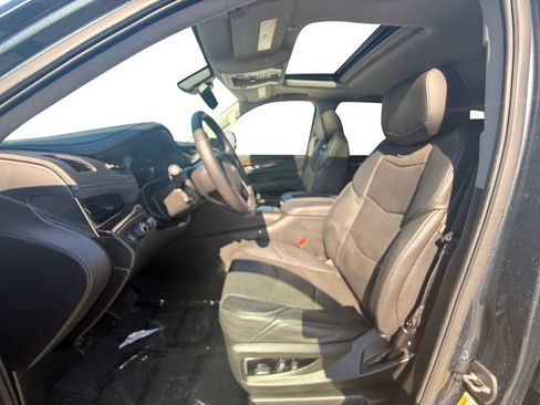 Used 2020 Cadillac Escalade Luxury AWD/4WD image 9
