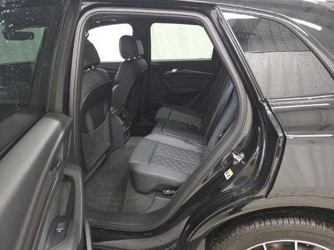 Used 2025 Audi SQ5 Premium Plus AWD/4WD image 4