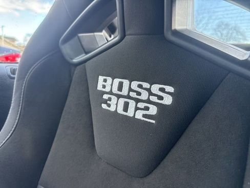 Used 2013 Ford Mustang Boss 302 w/ Boss 302 Accessory Pkg RWD image 9