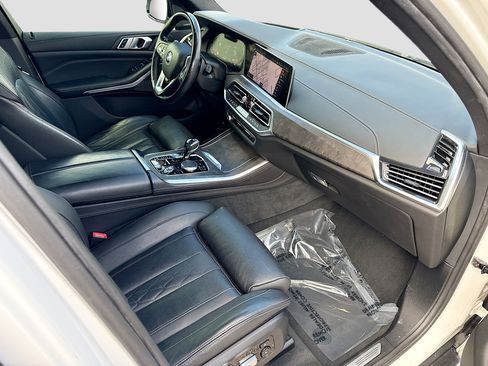 Used 2019 BMW X5 xDrive50i w/ Off-Road Package image 15