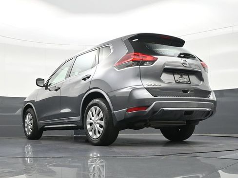 Used 2018 Nissan Rogue S FWD image 25