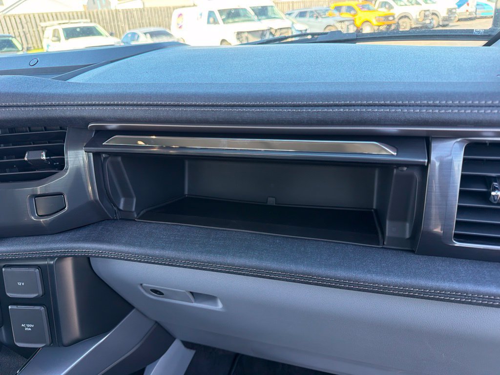 Used 2025 Ford F150 Lightning Flash AWD/4WD image 45