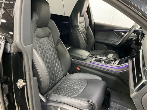 Used 2024 Audi SQ8 Premium Plus AWD/4WD image 8
