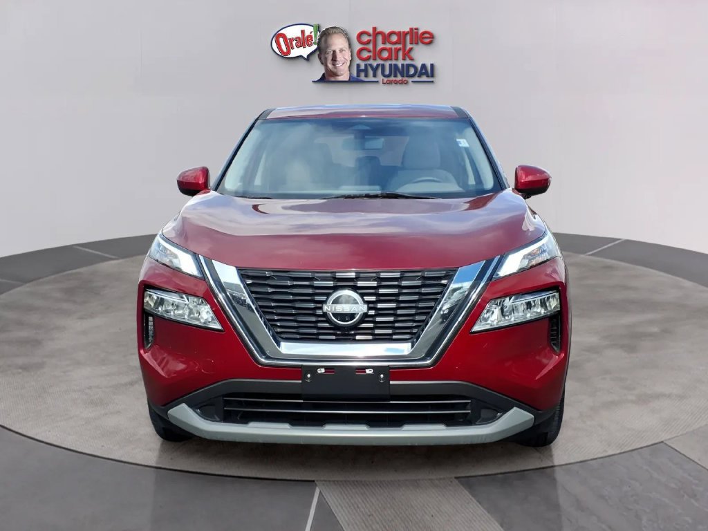Used 2023 Nissan Rogue SV FWD image 8