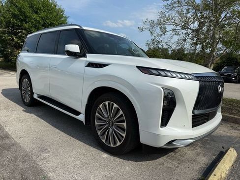 Certified 2025 INFINITI QX80 Sensory w/ Exterior Package AWD/4WD image 3