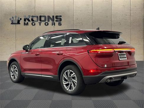 New 2026 Lincoln Corsair Premiere image 6