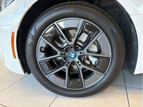 Used 2023 BMW i4 eDrive35 w/ Premium Package RWD image 38