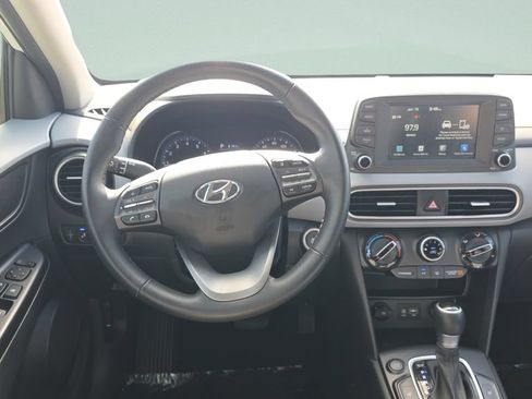 Used 2020 Hyundai Kona SEL FWD image 12
