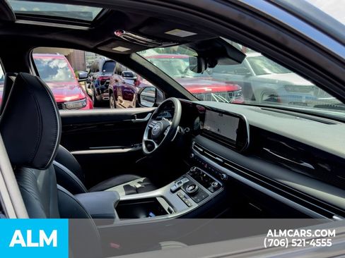 Used 2025 Hyundai Palisade Calligraphy FWD image 20