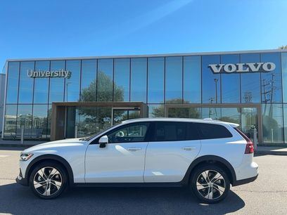 Certified 2024 Volvo V60 B5 Cross Country Plus