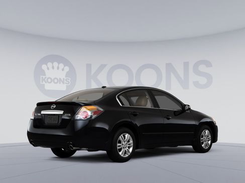 Used 2024 Nissan Altima 2.5 S FWD image 4