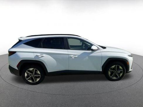 Used 2026 Hyundai Tucson SEL FWD image 16