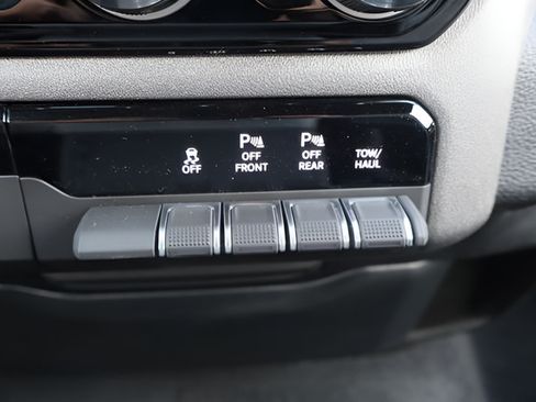 New 2026 RAM 1500 Tradesman AWD/4WD image 16