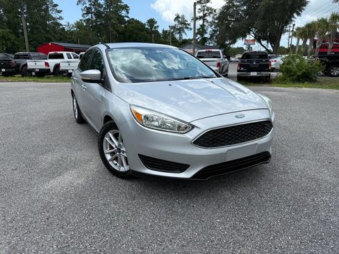 Used 2015 Ford Focus SE image 36