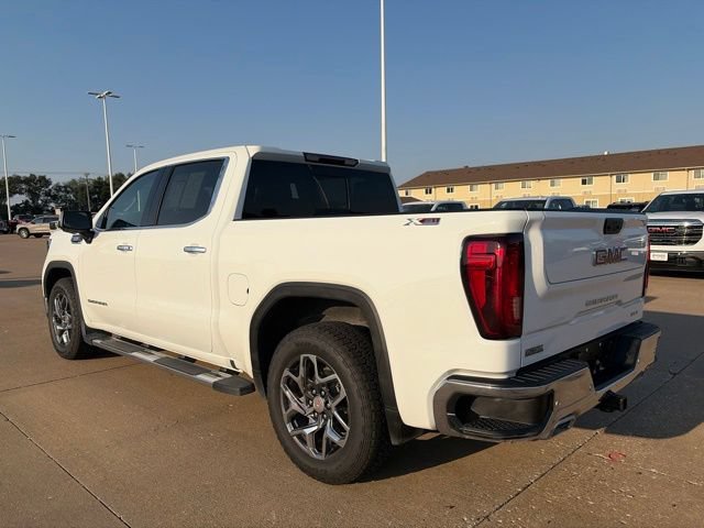 Used 2024 GMC Sierra 1500 SLT w/ SLT Premium Plus Package AWD/4WD image 4