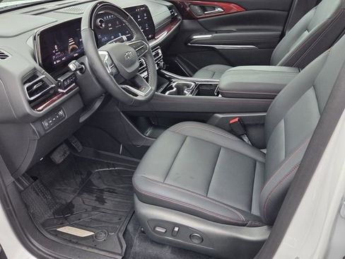 Certified 2025 Chevrolet Traverse Z71 w/ Enhanced Driving Package image 10