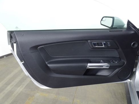 Used 2017 Ford Mustang GT image 16