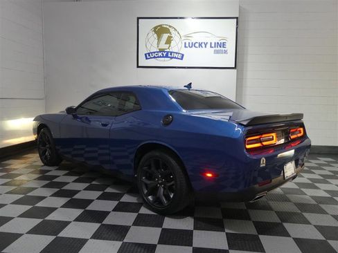 Used 2020 Dodge Challenger SXT w/ Plus Package image 11