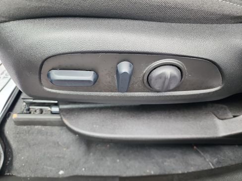 Certified 2024 Chevrolet Traverse LT image 12