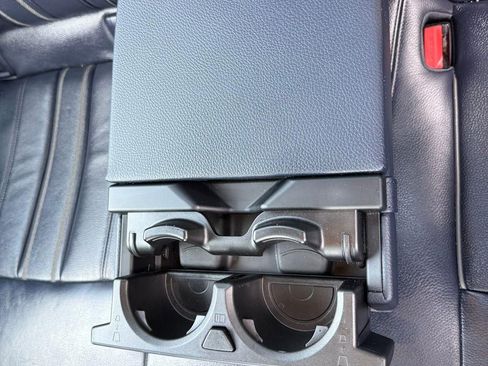 Used 2018 BMW 530i w/ Premium Package image 28