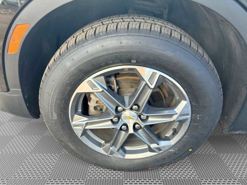 Certified 2023 Chevrolet Blazer LT w/ Convenience Package image 32