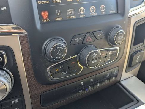 Used 2017 RAM 1500 Laramie w/ Convenience Group AWD/4WD image 15