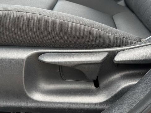 Used 2023 Toyota Corolla LE FWD image 23
