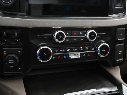 Used 2026 Ford F450 Platinum w/ Platinum Plus Package AWD/4WD image 29