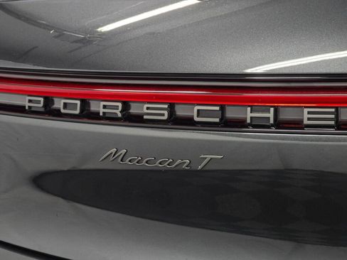 Certified 2026 Porsche Macan Turbo AWD/4WD image 34