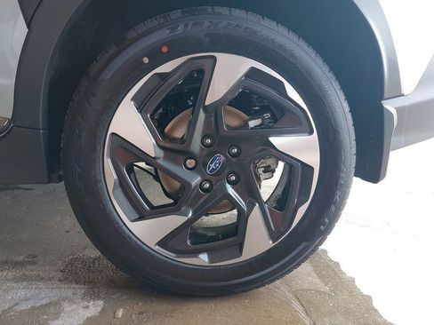 Used 2025 Subaru Crosstrek 2.5i Limited w/ Crosstrek Mirror Package image 37