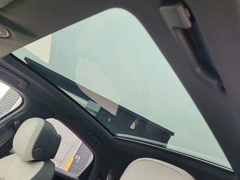 New 2026 Porsche Cayenne Coupe image 12