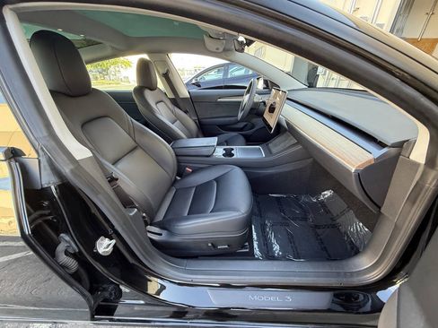 Used 2023 Tesla Model 3 Standard Range RWD image 29