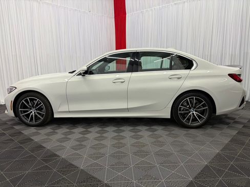 Used 2022 BMW 330i xDrive Sedan w/ Driving Assistance Package AWD/4WD image 5