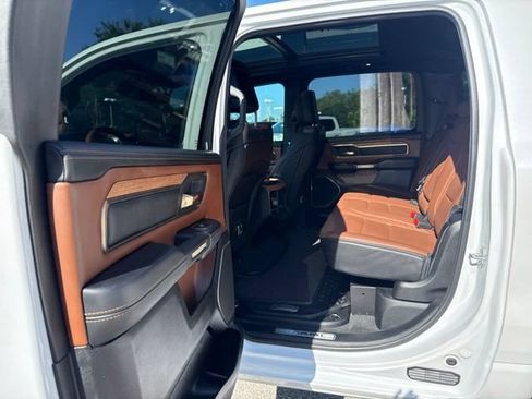 Used 2021 RAM 1500 Limited AWD/4WD image 15