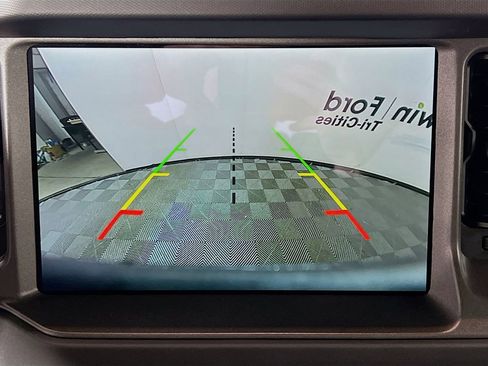 New 2025 Ford Bronco 4-Door image 19