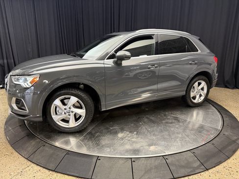 Used 2020 Audi Q3 2.0T Premium Plus w/ Premium Plus Package image 3