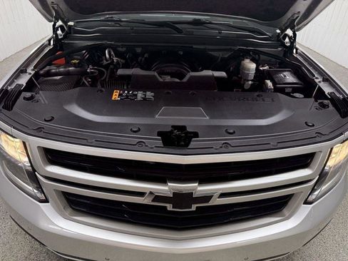 Used 2019 Chevrolet Suburban LT AWD/4WD image 48