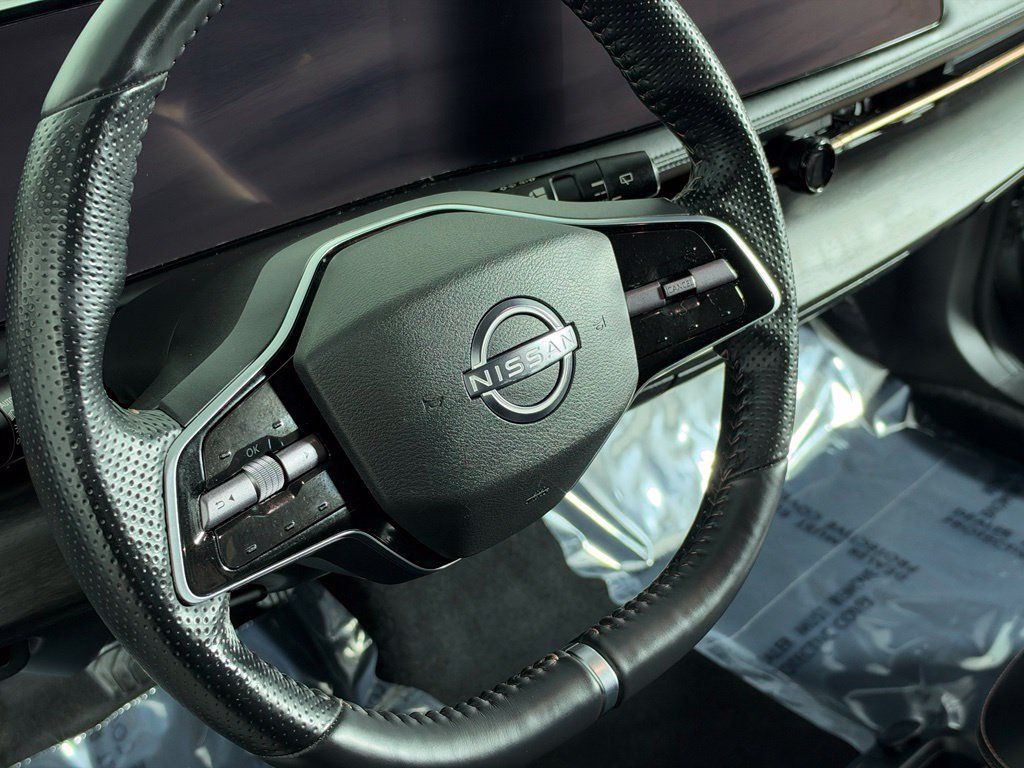 Used 2023 Nissan Ariya FWD image 15