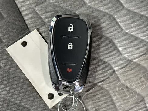 Used 2020 Chevrolet Equinox LS AWD/4WD image 32