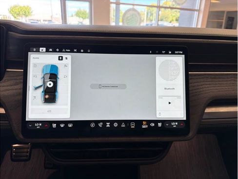 Used 2023 Rivian R1S Launch Edition AWD/4WD image 21