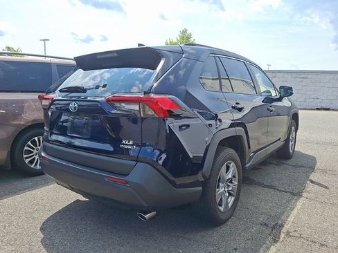 Used 2024 Toyota RAV4 XLE w/ Convenience Package AWD/4WD image 4