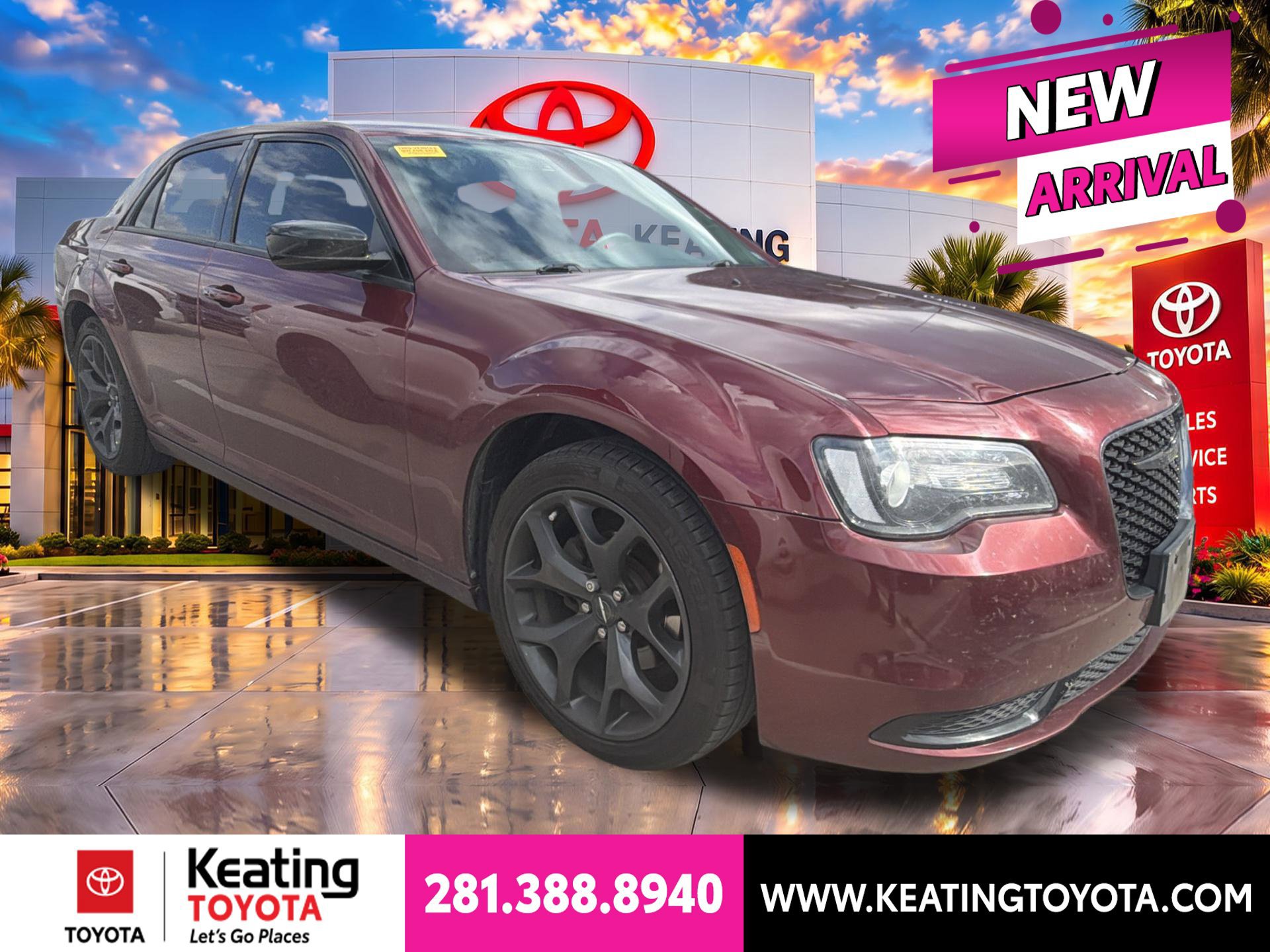 Used 2020 Chrysler 300 Touring w/ Sport Appearance Package RWD image 1