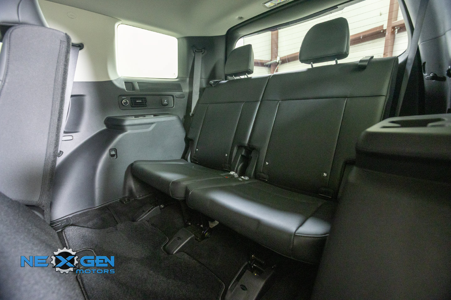 Used 2025 Hyundai Santa Fe XRT AWD/4WD image 33