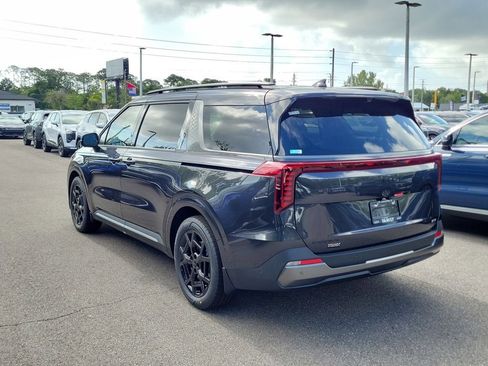 New 2026 Kia Carnival SX Prestige FWD image 4