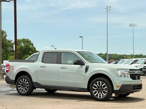 Used 2024 Ford Maverick Lariat FWD image 31