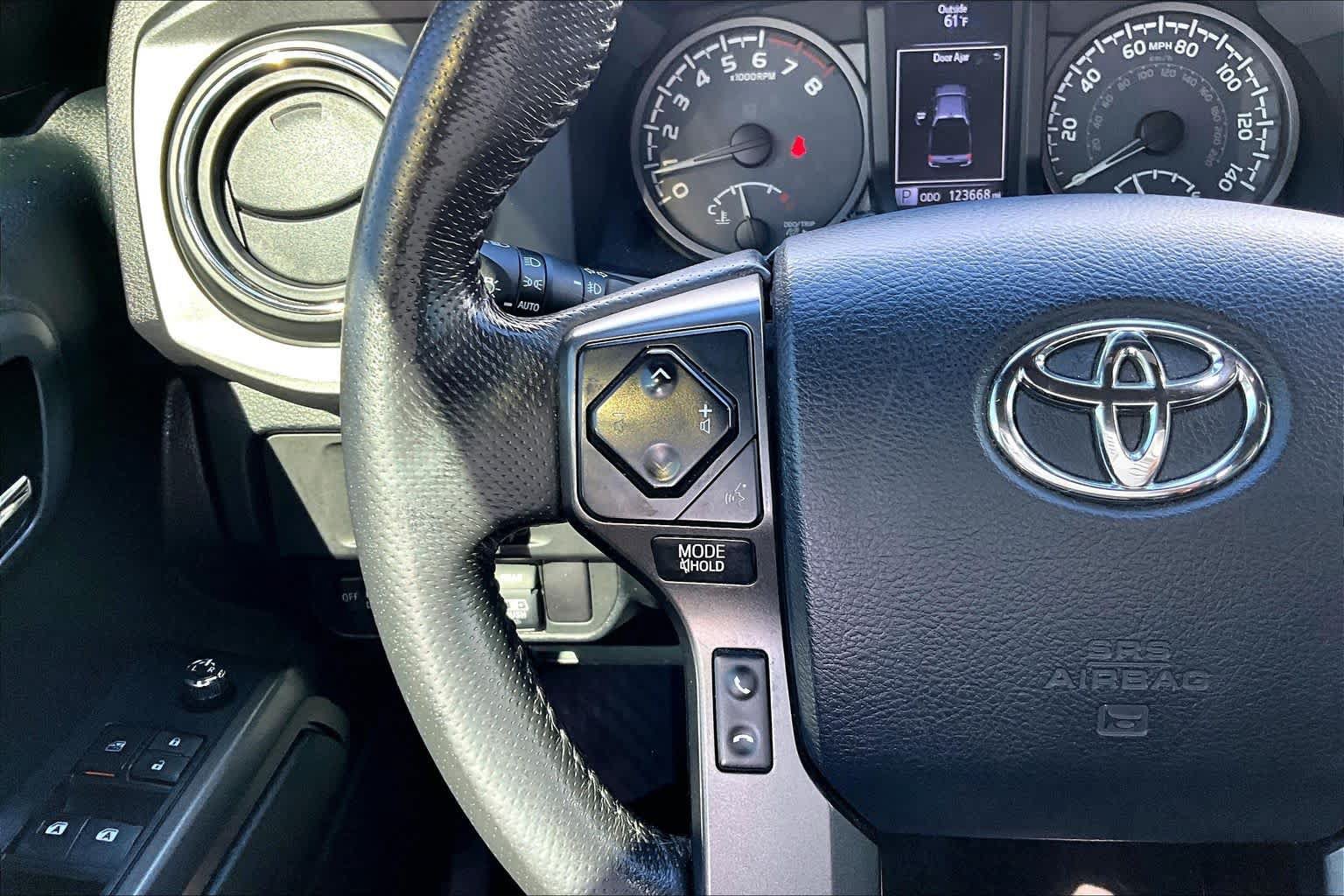 Used 2017 Toyota Tacoma TRD Pro AWD/4WD image 21
