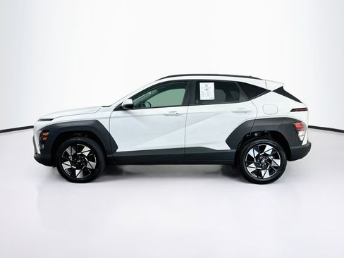 Used 2025 Hyundai Kona SEL AWD/4WD image 4